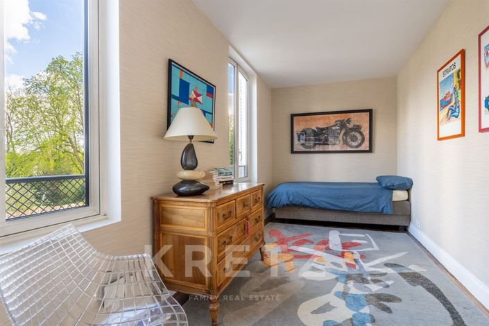 Image No.18-3 Bed House for sale