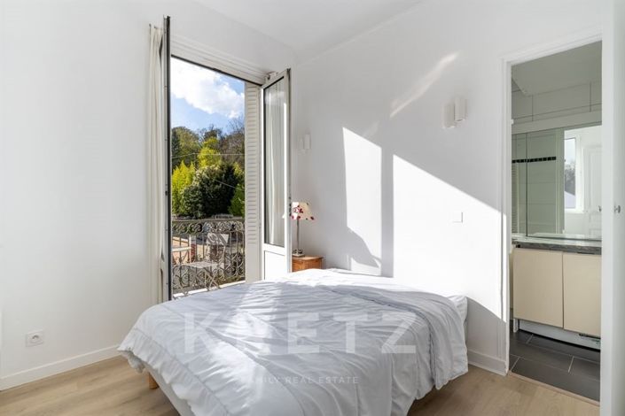 Image No.21-3 Bed House for sale