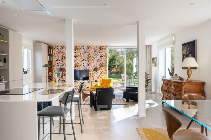 Image No.5-3 Bed House for sale