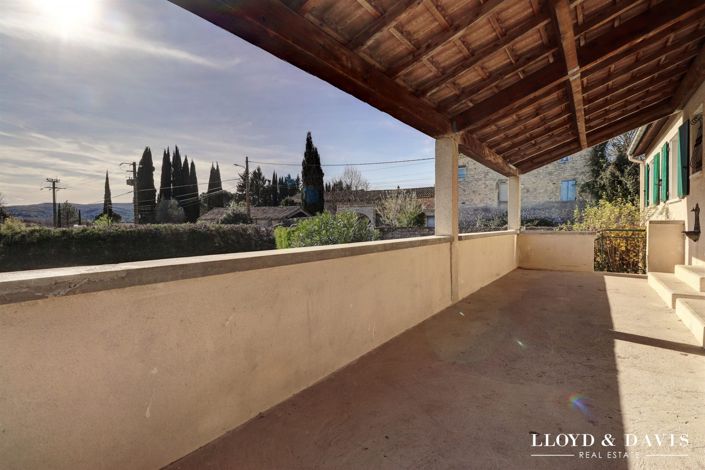 Image No.2-5 Bed House for sale