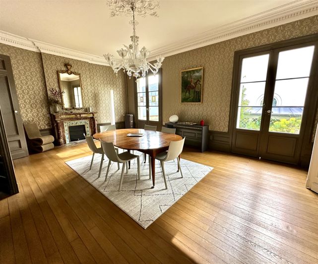 Image No.13-Propriété de 6 chambres à vendre à Bordeaux