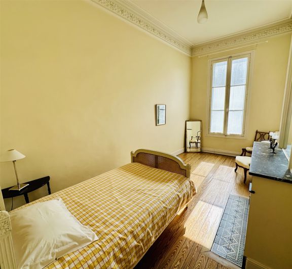 Image No.22-Propriété de 6 chambres à vendre à Bordeaux