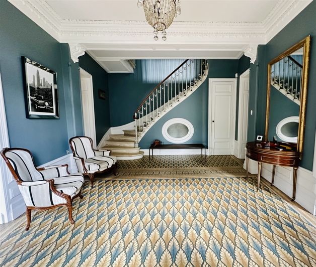 Image No.6-6 Bed Property for sale