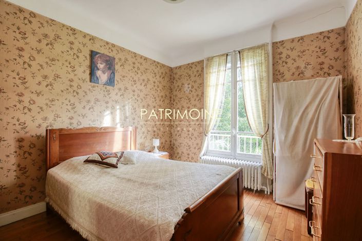 Image No.4-2 Bed House for sale