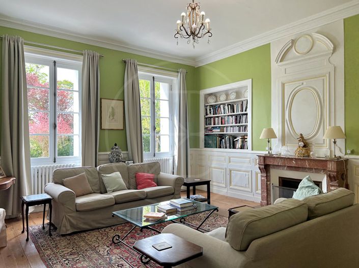 Image No.5-7 Bed House for sale