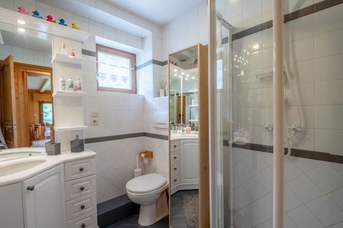 Image No.15-5 Bed House for sale