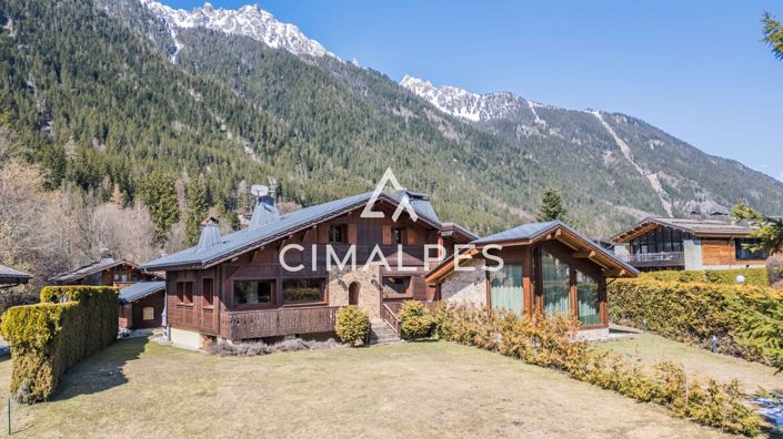 Image No.17-5 Bed House for sale