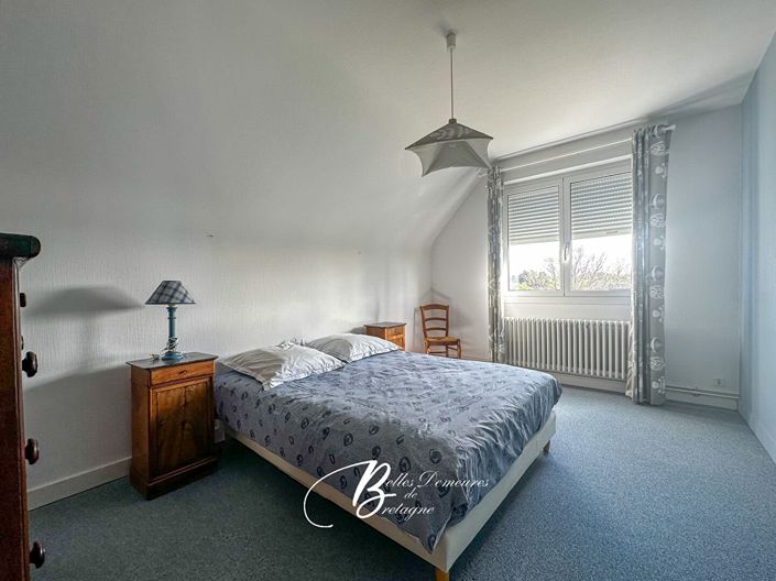 Image No.18-9 Bed House for sale