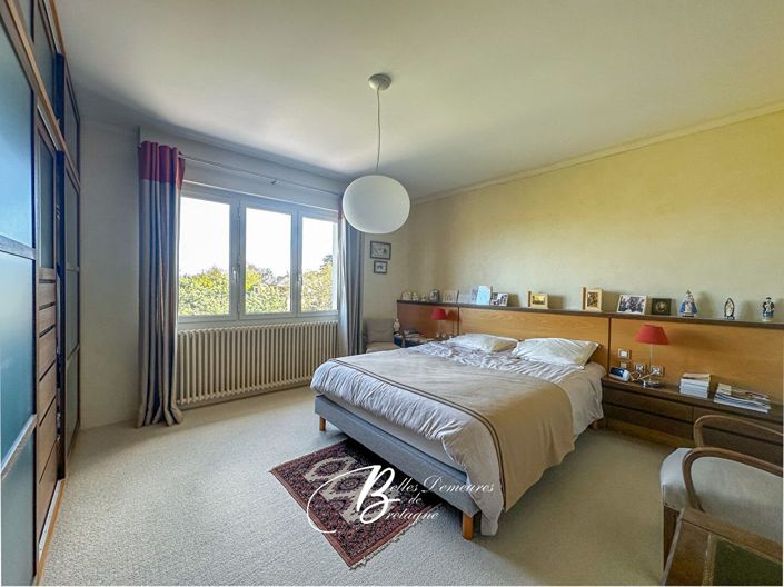 Image No.9-9 Bed House for sale