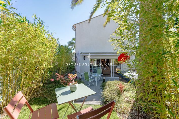 Image No.5-2 Bed House for sale