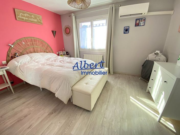 Image No.8-3 Bed Apartment for sale