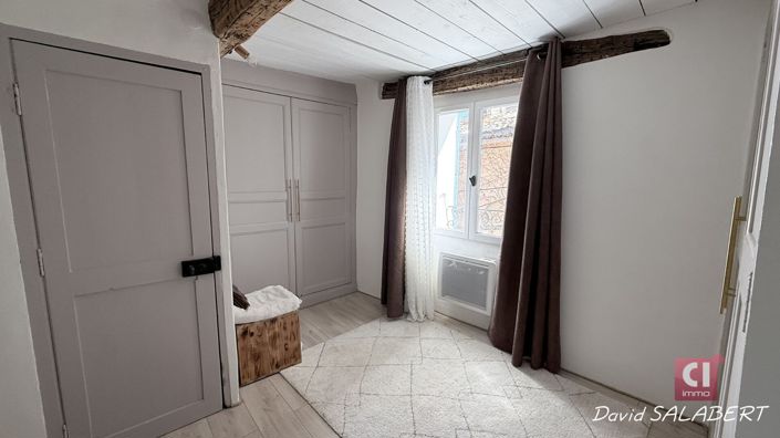 Image No.10-2 Bed House for sale