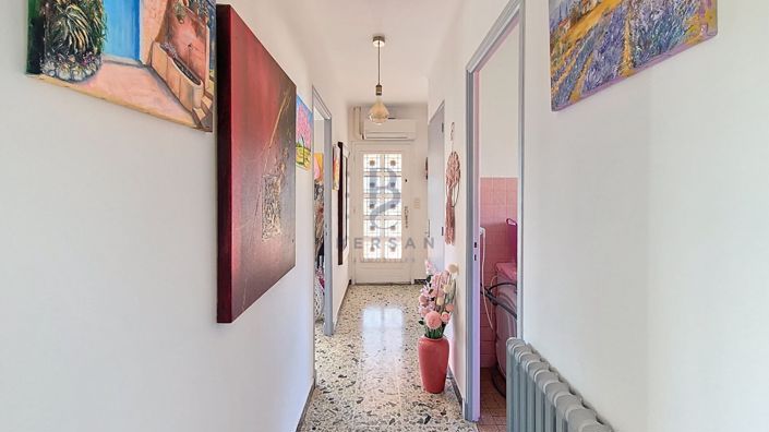 Image No.8-2 Bed House for sale