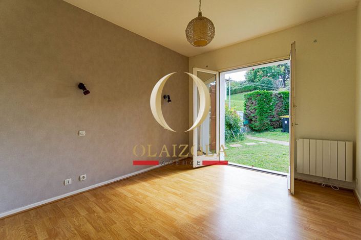 Image No.16-3 Bed House for sale