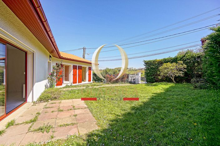 Image No.9-3 Bed House for sale