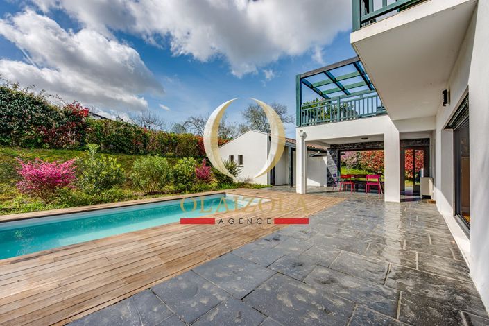 Image No.4-5 Bed House for sale