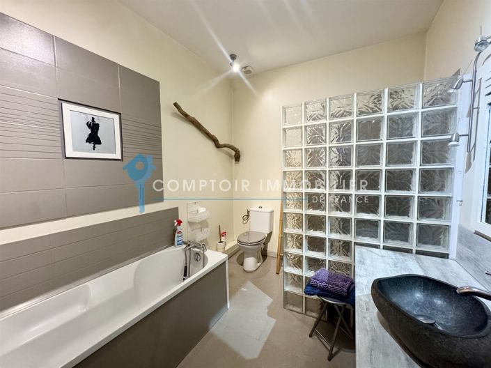 Image No.18-4 Bed House for sale