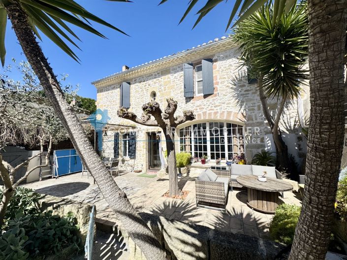 Image No.6-4 Bed House for sale