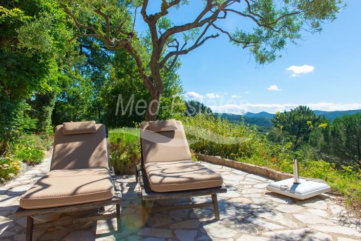 Image No.17-5 Bed House for sale