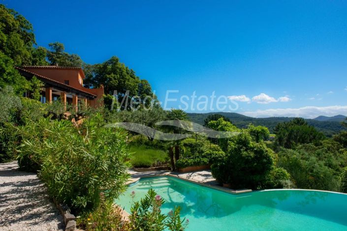 Image No.2-5 Bed House for sale