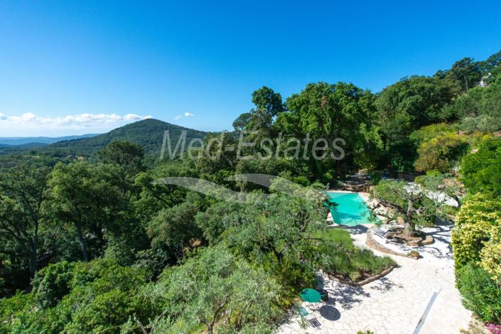 Image No.20-5 Bed House for sale