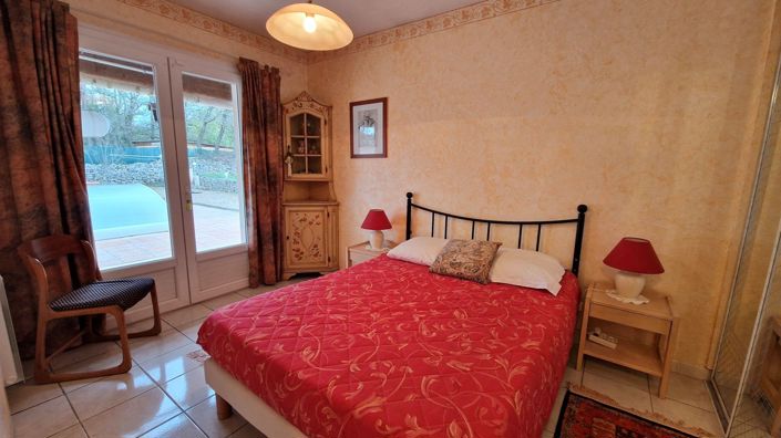 Image No.14-3 Bed House for sale