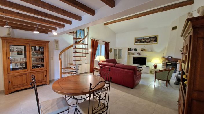 Image No.4-3 Bed House for sale