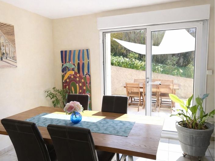 Image No.3-5 Bed House for sale