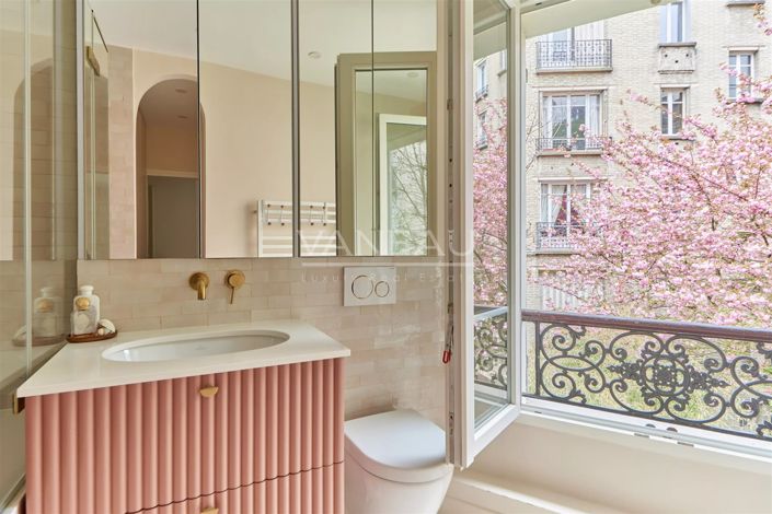Image No.16-2 Bed Apartment for sale