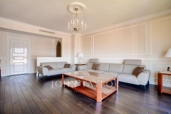 Image No.7-3 Bed Apartment for sale