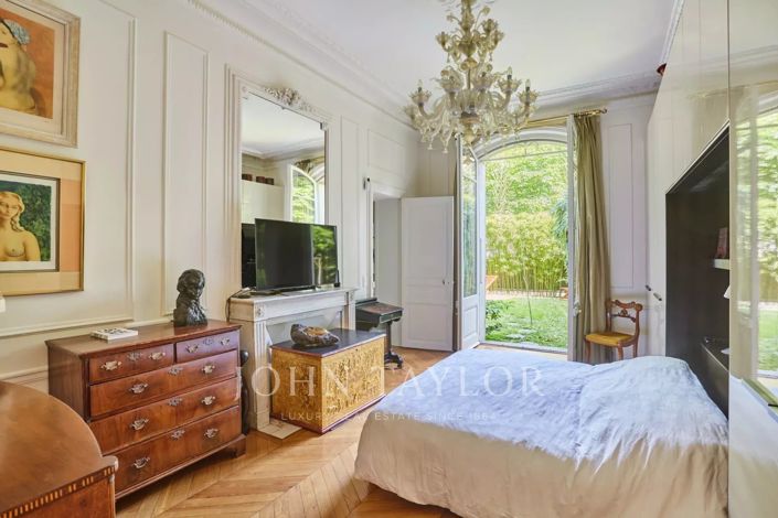 Image No.10-3 Bed Apartment for sale