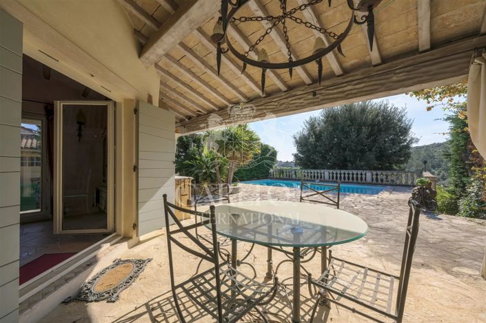 Image No.4-2 Bed House for sale