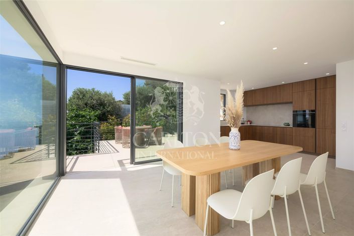 Image No.5-4 Bed House for sale