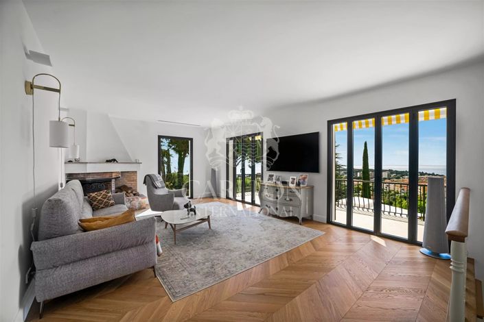 Image No.5-4 Bed House for sale