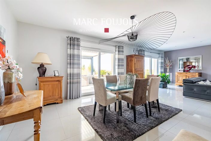 Image No.13-6 Bed House for sale