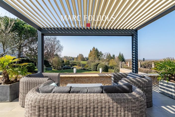 Image No.26-6 Bed House for sale