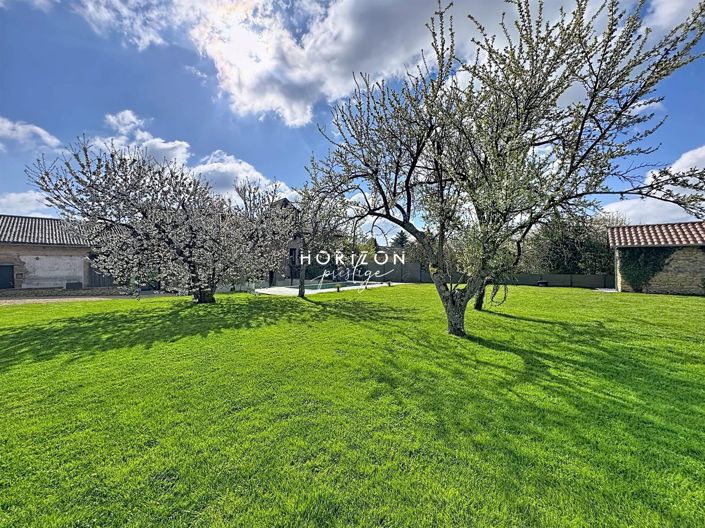 Image No.6-Propriété de 4 chambres à vendre à Sancé