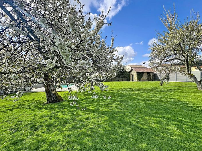 Image No.7-Propriété de 4 chambres à vendre à Sancé