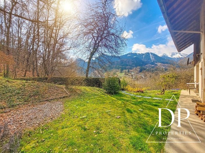 Image No.2-4 Bed House for sale