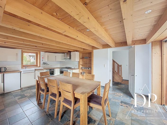 Image No.5-4 Bed House for sale