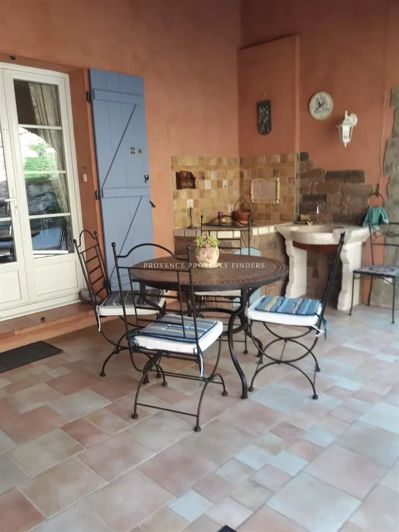 Image No.21-3 Bed House for sale