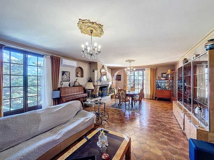 Image No.13-4 Bed House for sale