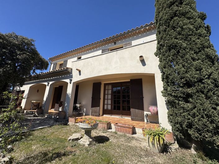 Image No.2-4 Bed House for sale