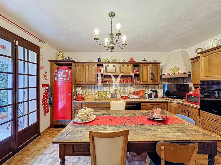 Image No.8-4 Bed House for sale