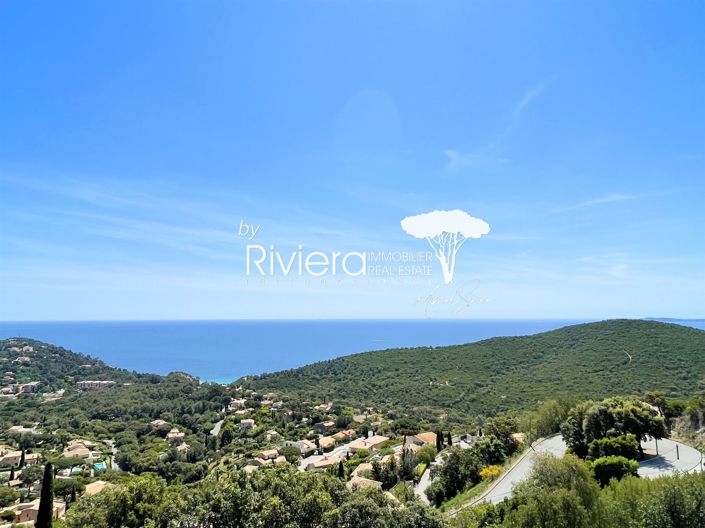 Image No.4-4 Bed House for sale