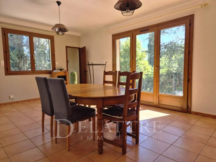 Image No.3-3 Bed House for sale