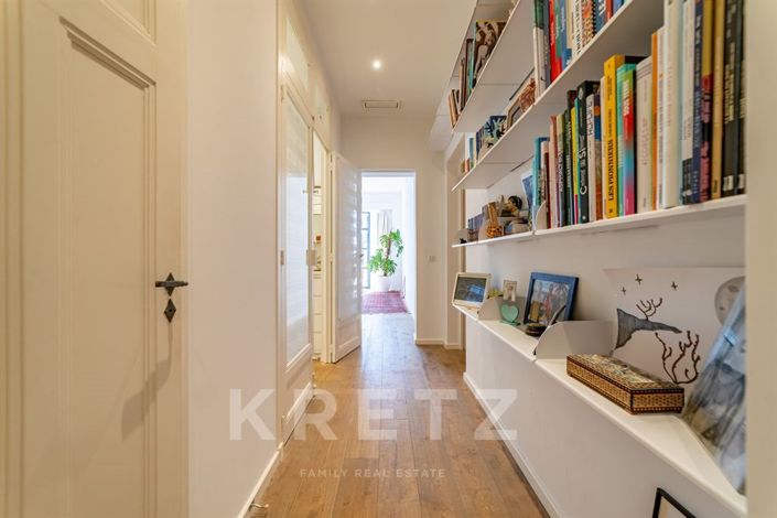 Image No.21-5 Bed House for sale