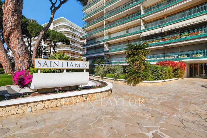 Image No.19-5 Bed Apartment for sale