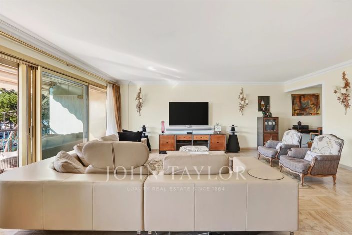 Image No.4-5 Bed Apartment for sale