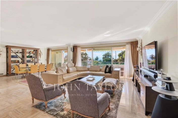 Image No.7-5 Bed Apartment for sale